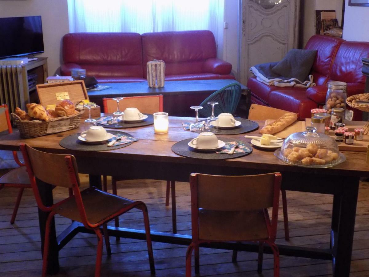 Mimi La Sardine Bed and Breakfast Saint-Gervais en-Belin Εξωτερικό φωτογραφία