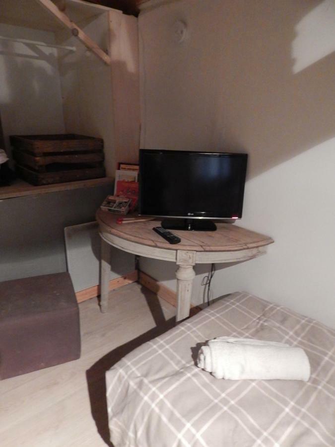 Mimi La Sardine Bed and Breakfast Saint-Gervais en-Belin Εξωτερικό φωτογραφία